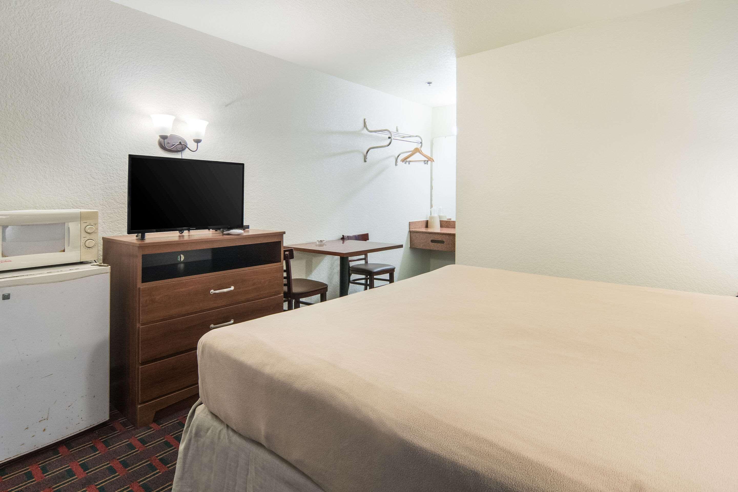 Rodeway Inn Weatherford Exteriör bild